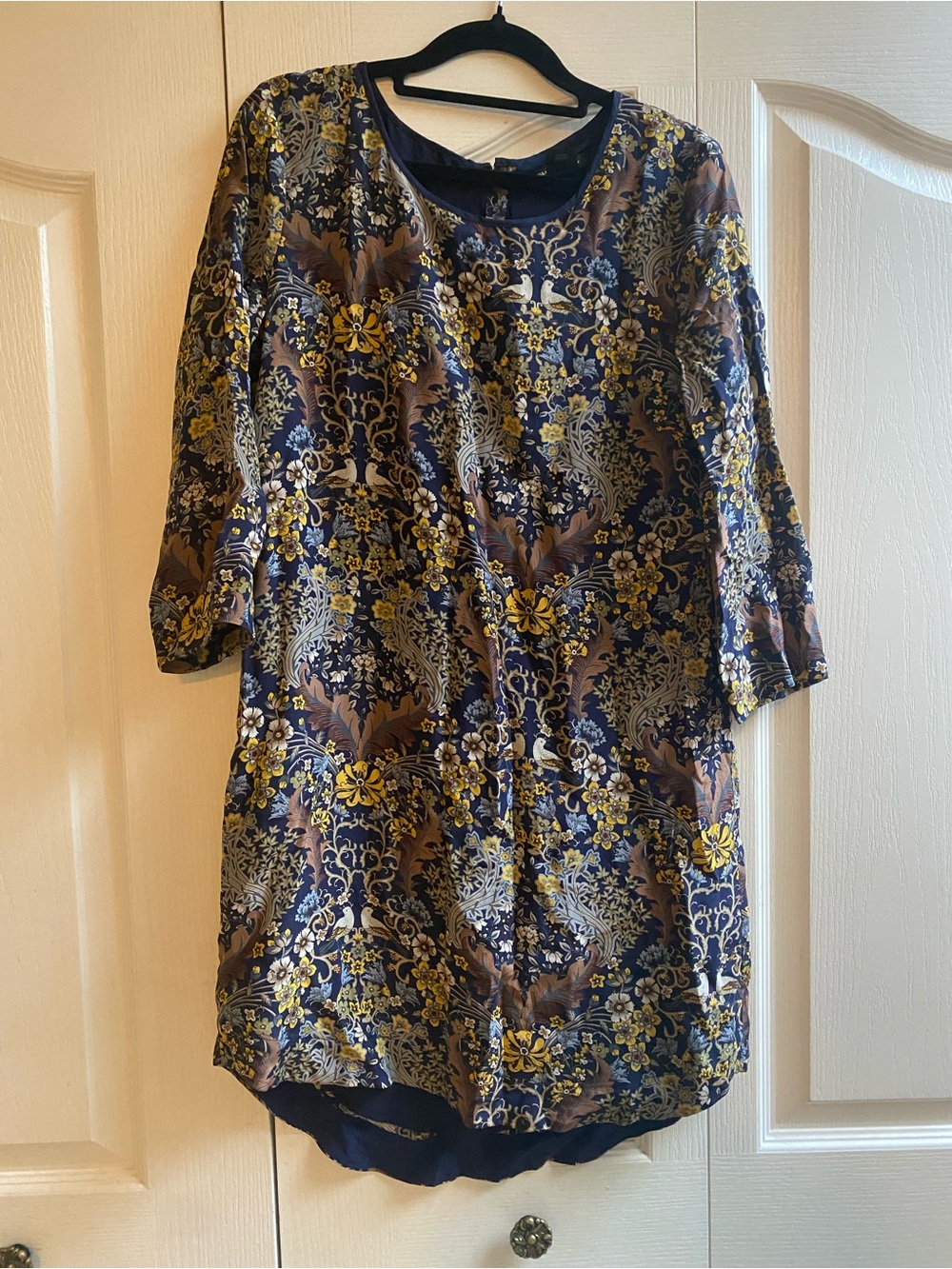 Club Monaco Ophelia Navy Floral Shift Dress with Brown and Yellow Accents